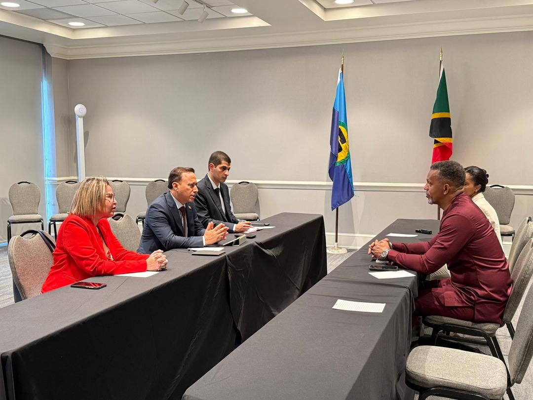 Venezuela fortalece cooperación financiera regional durante reunión con Caricom
